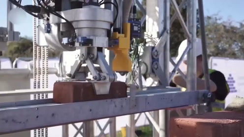 建筑自动化浪潮 砌砖机器人、Jayco起重机与创新机械传动盘点